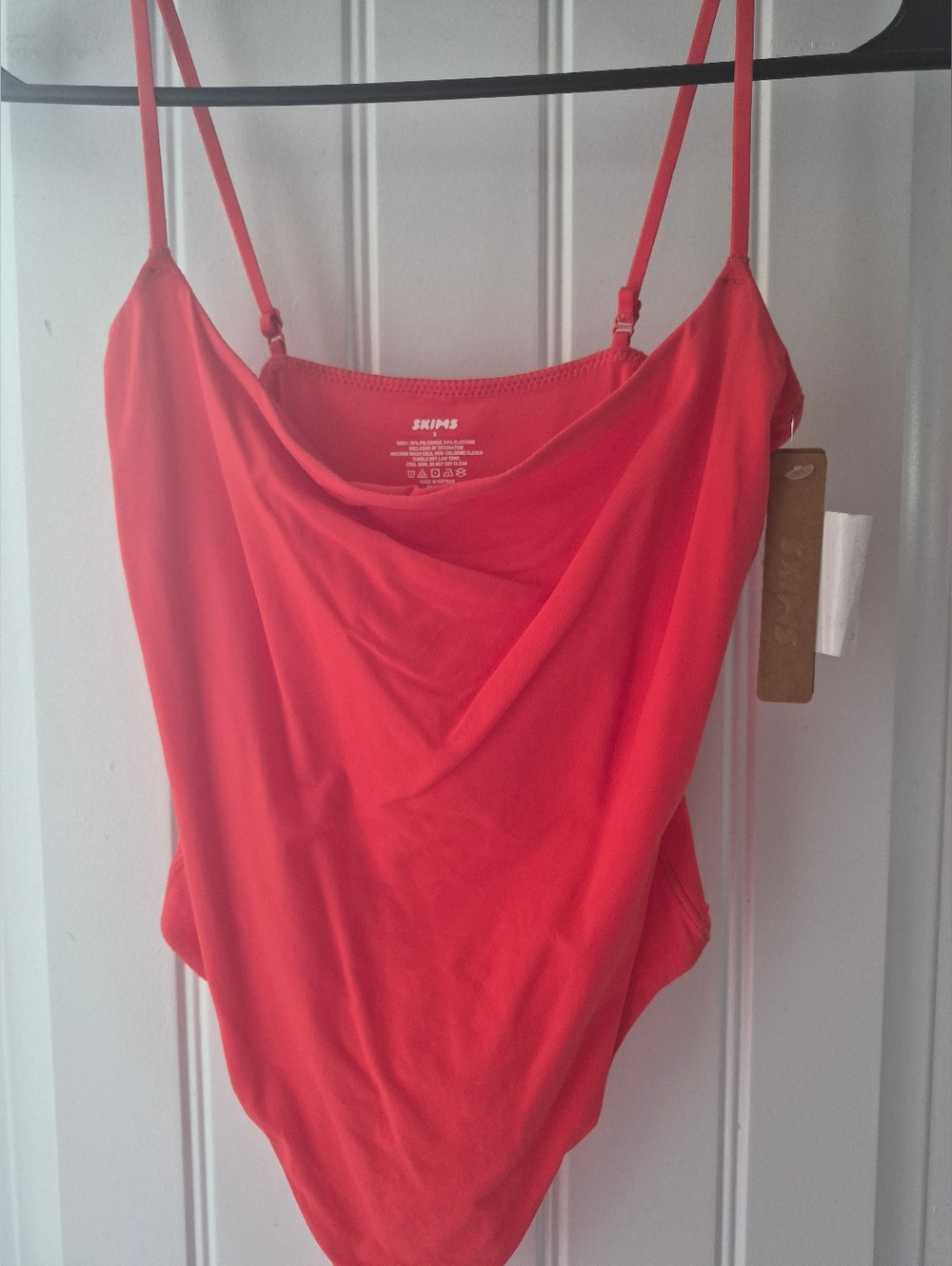 SKIMS Fits Everybody Thong Bodysuit- Poppy